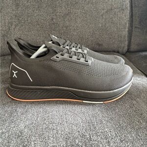Flux Black Men's Sneakers